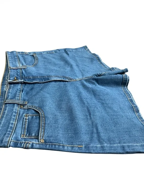 Parasuco Denim / Jean Short with Tummy Control Size 16 - Picture 4 of 8